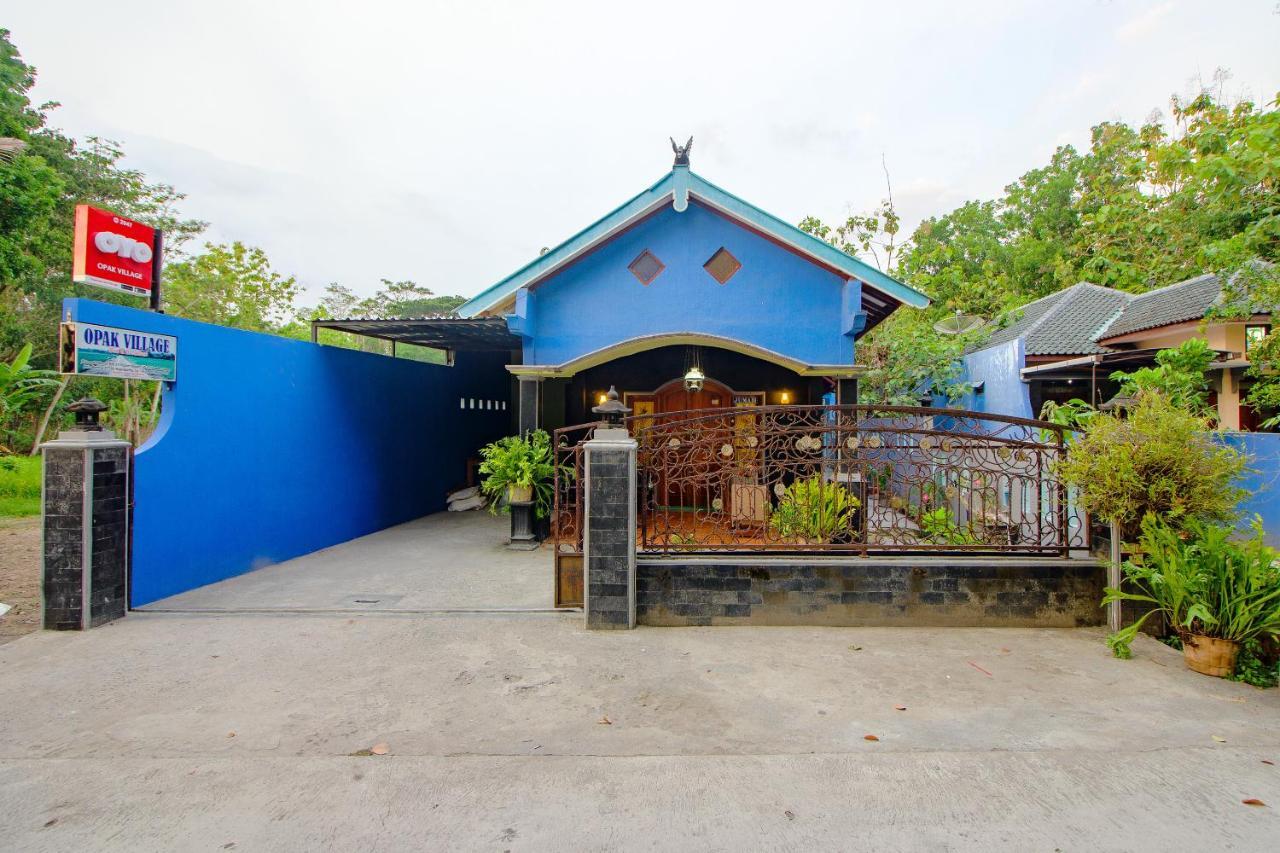 Oyo 2047 Opak Village Bed & Breakfast Bantul Exterior foto